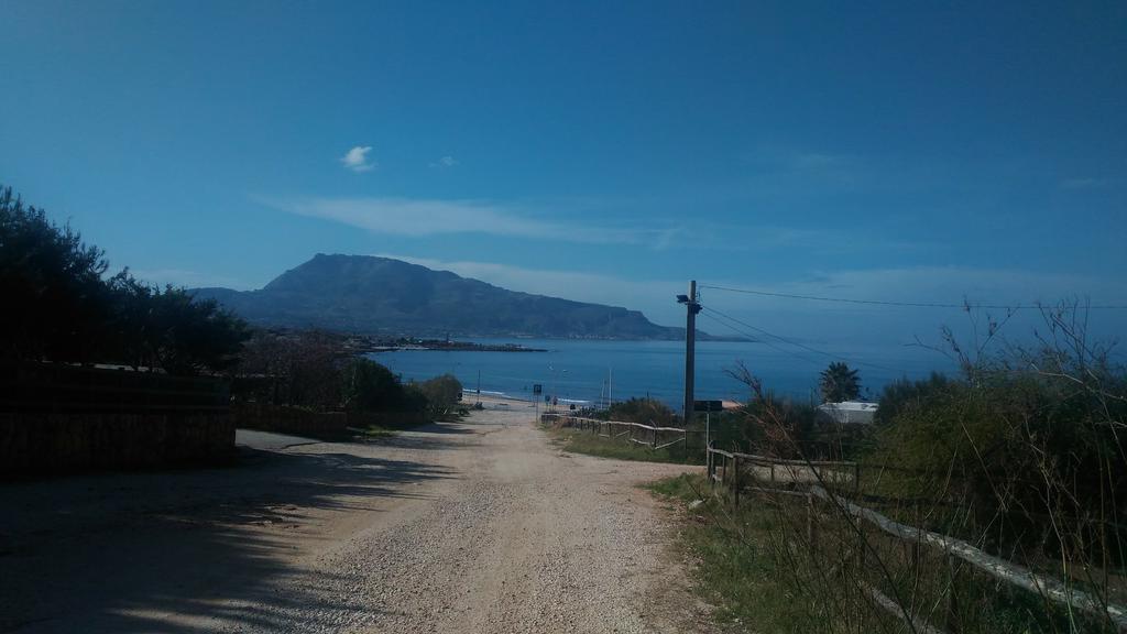 Baia Cofano Home กุสโตนาชี ภายนอก รูปภาพ